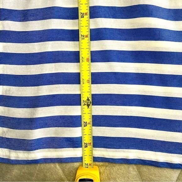 Patriotic & Preppy Banana Republic Blue &White Horizontal Stripe Button Back Top - Picture 5 of 6